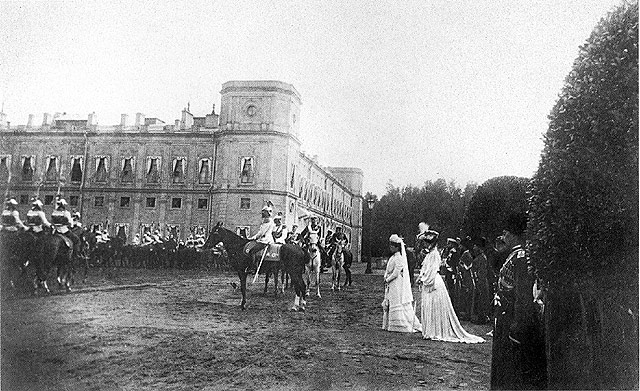          II       . Kirasir's pass a ceremonial march in horse I build near Nikolay II and empresses Maria Fedorovna and Alexandra Fedorovna